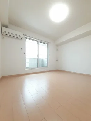 のマンスリーマンション・ウィークリーマンション「サン・フィールド　ⅡＢ 202・洋室(No.1192843)」メイン画像