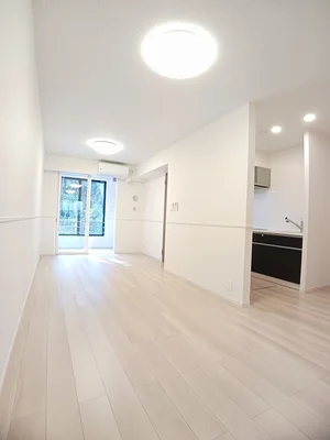 のマンスリーマンション・ウィークリーマンション「リッチェ・ツリー 102・洋室(No.1193405)」メイン画像