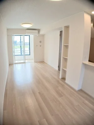 のマンスリーマンション・ウィークリーマンション「ＯＵＲＣＩＴＹ丸亀　Ⅱ 103・洋室(No.1193407)」メイン画像