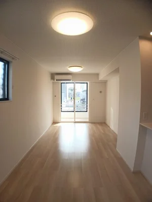 のマンスリーマンション・ウィークリーマンション「メゾン・ミクニⅠ　Ａ 105・洋室(No.1193434)」メイン画像