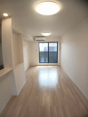 のマンスリーマンション・ウィークリーマンション「メゾン・ミクニⅠ　Ｂ 202・洋室(No.1193439)」メイン画像