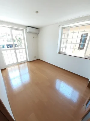 愛媛県のマンスリーマンション・ウィークリーマンション「ソレアードアパルタメント 101・洋室(No.1193640)」メイン画像