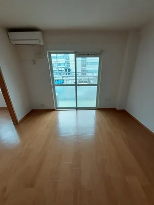 のマンスリーマンション・ウィークリーマンション「ビサイド・スリー 201・洋室(No.1193658)」メイン画像