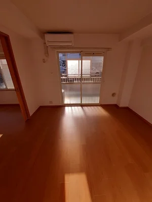 のマンスリーマンション・ウィークリーマンション「ビサイド・スリー 101・洋室(No.1193659)」メイン画像