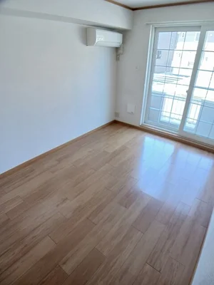 のマンスリーマンション・ウィークリーマンション「ラフレシールⅠ 102・洋室(No.1193676)」メイン画像