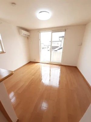 のマンスリーマンション・ウィークリーマンション「サンシャイン桜木 201・洋室(No.1193809)」メイン画像