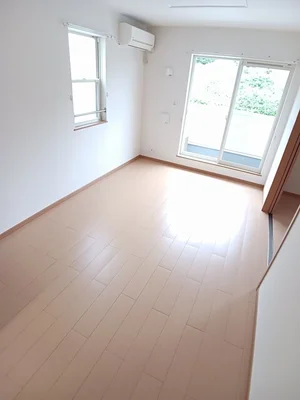 新居浜市のマンスリーマンション・ウィークリーマンション「グラン・すずかぜの丘Ｂ 203・洋室(No.1193880)」メイン画像