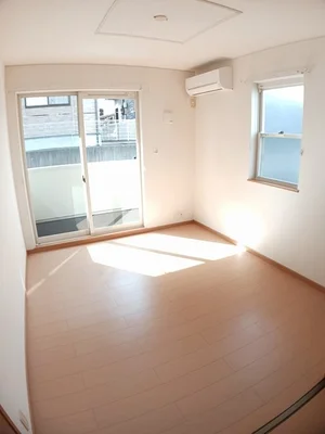 のマンスリーマンション・ウィークリーマンション「ヴィラ　エスペランサＡ 101・洋室(No.1193917)」メイン画像