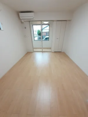 新居浜駅（愛媛県）のマンスリーマンション・ウィークリーマンション「クリスタルコート 101・洋室(No.1194298)」メイン画像