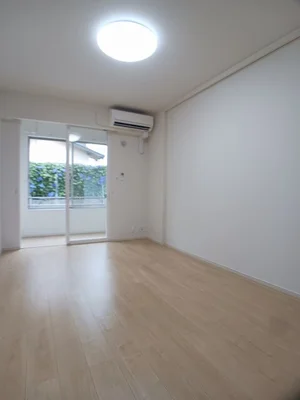 のマンスリーマンション・ウィークリーマンション「ルーベル　立花　Ⅱ 106・洋室(No.1194351)」メイン画像