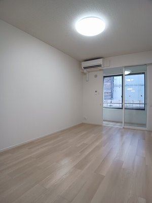 愛媛県のマンスリーマンション・ウィークリーマンション「プラシードカーサＸＩ 101・洋室(No.1194482)」メイン画像