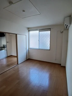 のマンスリーマンション・ウィークリーマンション「プレーヌ吉田 105・洋室(No.1194558)」メイン画像