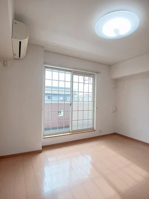 広島県のマンスリーマンション・ウィークリーマンション「ラフレシール 203・洋室(No.1194935)」メイン画像