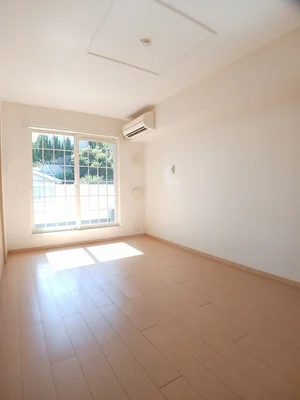 のマンスリーマンション・ウィークリーマンション「プラシード・ユダⅡ 203・洋室(No.1194960)」メイン画像