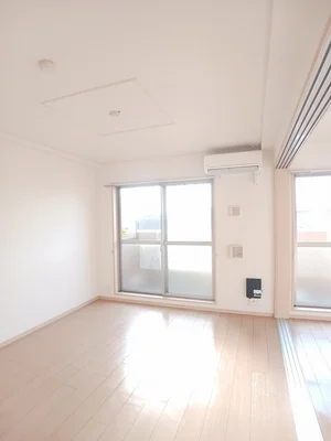 のマンスリーマンション・ウィークリーマンション「ローズエスペランサ 202・洋室(No.1194963)」メイン画像