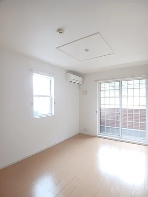 子守唄の里高屋駅（岡山県）のマンスリーマンション・ウィークリーマンション「アウローラ 104・洋室(No.1195010)」メイン画像