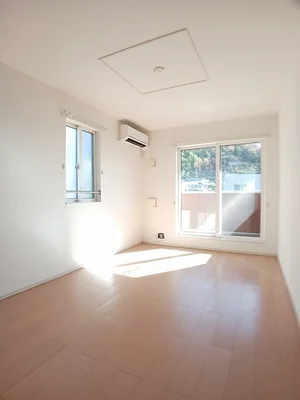 のマンスリーマンション・ウィークリーマンション「メープルハウス　Ａ 201・洋室(No.1195099)」メイン画像