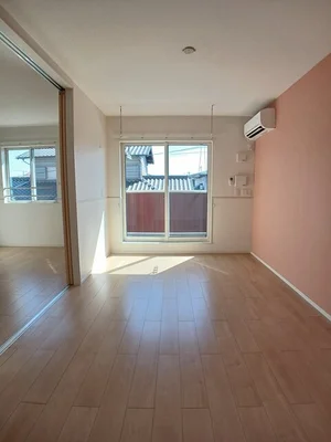 のマンスリーマンション・ウィークリーマンション「ディリジェント　サユリ　Ｂ 205・洋室(No.1195202)」メイン画像