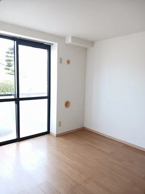 のマンスリーマンション・ウィークリーマンション「サンライズＢ 101・洋室(No.1195479)」メイン画像