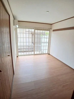 草江駅（山口県）のマンスリーマンション・ウィークリーマンション「メゾン・ド・ＮａＮａ 103・洋室(No.1195534)」メイン画像