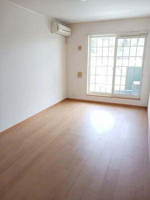 のマンスリーマンション・ウィークリーマンション「ラフィーユ　Ａ 202・洋室(No.1195750)」メイン画像