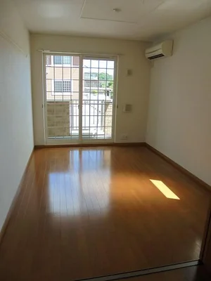 のマンスリーマンション・ウィークリーマンション「グリーンヒルズ　カーサＢ 101・DK(No.1195758)」メイン画像