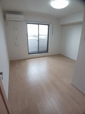 のマンスリーマンション・ウィークリーマンション「Ｃａｓａ　Ｓｏｌｅｉｌ 201・洋室(No.1196156)」メイン画像