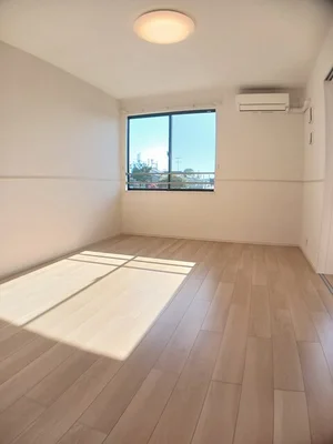 大分県のマンスリーマンション・ウィークリーマンション「ラヴィベール　Ⅱ 202・洋室(No.1196479)」メイン画像