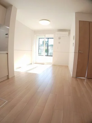 大分県のマンスリーマンション・ウィークリーマンション「ラヴィベール　Ⅱ 103・洋室(No.1196482)」メイン画像