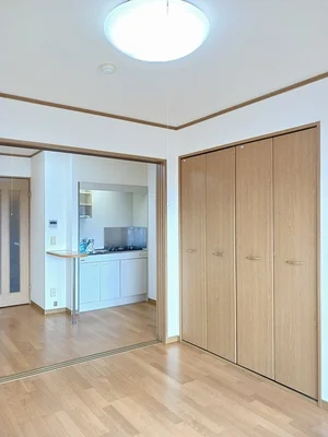 田崎橋駅（熊本県）のマンスリーマンション・ウィークリーマンション「ＰＬＥＡＳＵＲＥＳ 607・洋室(No.1196725)」メイン画像