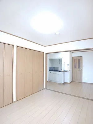 のマンスリーマンション・ウィークリーマンション「レルベ保田窪 201・洋室(No.1196745)」メイン画像