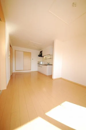 のマンスリーマンション・ウィークリーマンション「ラ　ベル　メゾン　Ｂ 202・洋室(No.1196943)」メイン画像