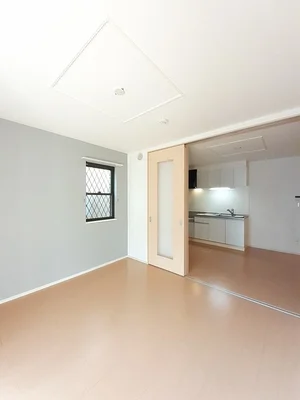 のマンスリーマンション・ウィークリーマンション「アンビシアンＢ 101・洋室(No.1197115)」メイン画像