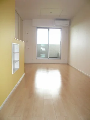 のマンスリーマンション・ウィークリーマンション「インペリアル　リバー　Ⅱ 202・洋室(No.1197118)」メイン画像