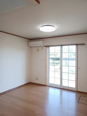 のマンスリーマンション・ウィークリーマンション「コーポリンクス２ 102・洋室(No.1197446)」メイン画像