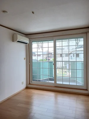 のマンスリーマンション・ウィークリーマンション「シャンゼリゼ弐番館 202・洋室(No.1197472)」メイン画像