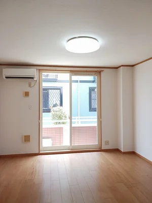 徳島県のマンスリーマンション・ウィークリーマンション「シャン・ド・フルール　Ｂ 103・洋室(No.1197560)」メイン画像