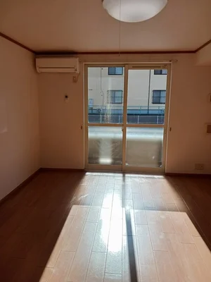 江戸橋駅（三重県）のマンスリーマンション・ウィークリーマンション「ネネムの森　Ａ棟 102・洋室(No.1197574)」メイン画像