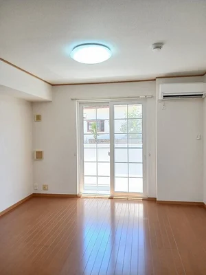 のマンスリーマンション・ウィークリーマンション「エアリー　レジデンス　Ａ 102・洋室(No.1197677)」メイン画像