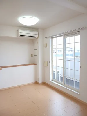 のマンスリーマンション・ウィークリーマンション「プリマベーラ　Ａ 203・洋室(No.1197804)」メイン画像