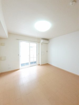 徳島文理大学短期大学部徳島キャンパス周辺のマンスリーマンション・ウィークリーマンション「カルム・メゾン 103・洋室(No.1197823)」メイン画像