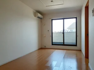 のマンスリーマンション・ウィークリーマンション「アルモニー 202・洋室(No.1197981)」メイン画像