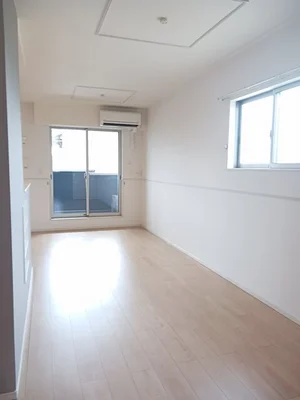 のマンスリーマンション・ウィークリーマンション「エヴェリーナⅢ 201・洋室(No.1198131)」メイン画像