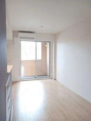 のマンスリーマンション・ウィークリーマンション「フォー　シュラインＢ 102・洋室(No.1198229)」メイン画像