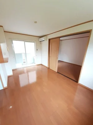 高茶屋駅（三重県）のマンスリーマンション・ウィークリーマンション「メゾン　アルトウム 103・洋室(No.1198497)」メイン画像