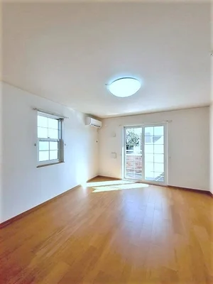 のマンスリーマンション・ウィークリーマンション「ロイヤルスクウェア　一宮Ⅱ 101・洋室(No.1198565)」メイン画像