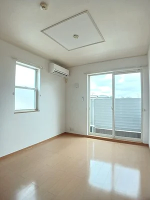 香川県のマンスリーマンション・ウィークリーマンション「アベンシス７ 105・洋室(No.1198659)」メイン画像