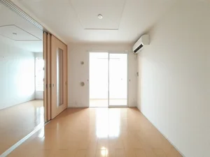 のマンスリーマンション・ウィークリーマンション「カーサ・ドマーニ・石田 204・洋室(No.1198827)」メイン画像