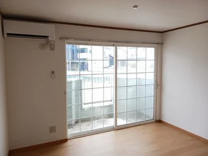 のマンスリーマンション・ウィークリーマンション「クレスト－ル鈴鹿 101・洋室(No.1199355)」メイン画像