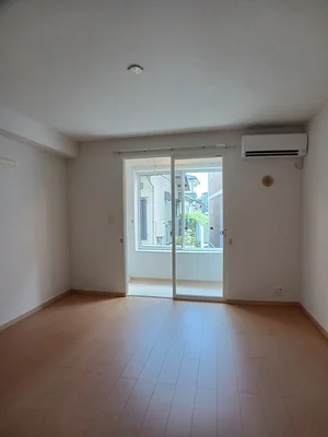 のマンスリーマンション・ウィークリーマンション「サンドヒル 102・洋室(No.1199611)」メイン画像